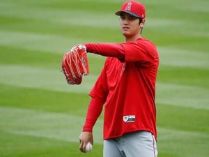 大谷翔平が投打一方に専念したら…米データサイト予想「41本塁打」「17勝」 画像