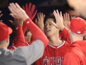 大谷翔平、初盗塁でメジャー現役投手4人目の快挙…「わずか26試合」で達成 画像