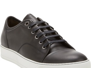 履き心地重視のシックで上質なスニーカー 画像