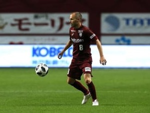 イニエスタとポドルスキは共存できるの？すでに”イニエスタ仕様”となったヴィッセル神戸の次なる課題 画像