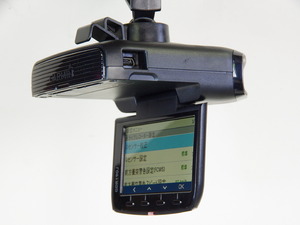 【Garmin GDR 190J インプレ前編】ツインカメラで実現した超広角200度ドラレコ 画像