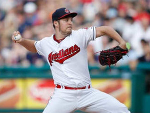 驚異の変化に打者フリーズ…“半端ない”ナックルカーブが話題に「衝撃的だ」 画像