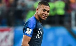 フランス代表FWエンバペ、PSGでの背番号を変更？ 画像