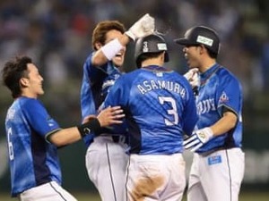 西武、浅村が延長10回にサヨナラタイムリー！オリックスは泥沼5連敗 画像