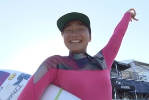 サーフィン界期待の14歳・中塩佳那、東京五輪へ意気込み 画像