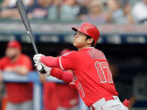 大谷翔平が10号2ラン！2桁本塁打＆2勝以上はB・ルース以来97年ぶり、史上4人目 画像