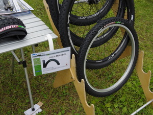 MTB用タイヤの新製品、子供が利用できる IRC ミブロ24インチ 画像