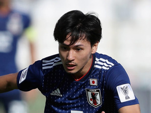 柴崎岳と南野拓実がヒゲを生やす！トルクメニスタン戦のワイルドな風貌が話題に 画像