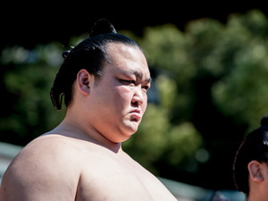 田子ノ浦部屋と親交のある大山加奈、現役引退の稀勢の里に「生きる力をいただいた」 画像
