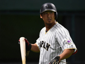 中田翔、年上の黒羽根にも容赦なくウェイトを「やらせてます」 画像