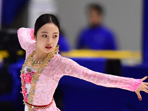 本田真凜、青森山田高校の制服姿をインスタグラム初披露！ 画像