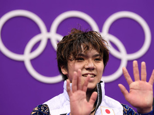 宇野昌磨と弟・樹が、子どもたちと卓球で対戦！ 画像
