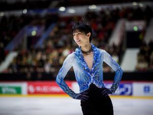 ファンタジー・オン・アイス出演時の羽生結弦クリアファイルがもらえるキャンペーンがスタート 画像