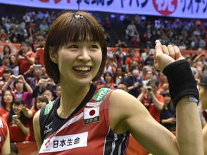 木村沙織と狩野舞子、電車の中で見てはいけない？動画を公開 画像