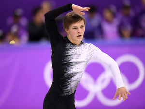 【ハプニング】羽生結弦の会場入り動画にコリヤダの着替え姿が… 画像