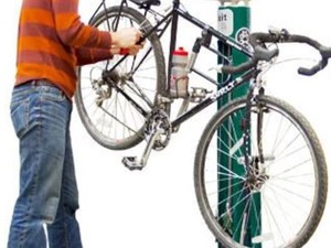 自転車の無人修理ステーションを街中に作りたい…まさに灯台下暗し！ 画像