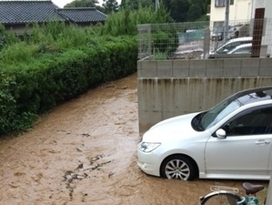 広島県、冠水による救援依頼が20日21時時点で136件に。JAF 画像