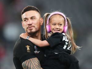 ソニー・ビル・ウィリアムズが8週間ぶりに家族のもとへ　子供との再会動画に感動の声 画像