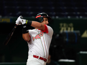 メキシコ代表マット・クラーク、井端弘和と再開のツーショット　中日時代のチームメイト 画像