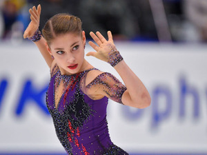 アリョーナ・コストルナヤ、NHK杯優勝に「ファイナルの出場権を獲得できて嬉しい」　グランプリシリーズは『ロシア3人娘』が金メダルを独占 画像