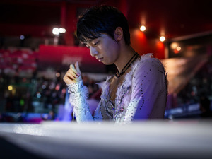 羽生結弦がサンタに変身「みんなから大きな力をもらえて幸せ」　次は世界選手権へ向けて 画像