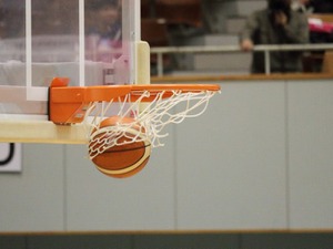 河村勇輝がBリーグ最年少出場　デビュー戦での「ユウキ対決」も実現 画像