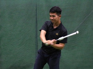 野球の自主練をサポート！室内で素振りができる「インパクトスウィングバット」発売 画像
