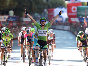 【ブエルタ・ア・エスパーニャ14】デゲンコルプがスプリントで区間3勝目。ポイント賞争いで大きくリード 画像