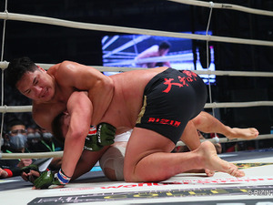 【格闘技】「RIZIN.28」シビサイ頌真、終始ペースを乱さず万全の一本勝ち　スダリオ剛は悔しい初黒星 画像