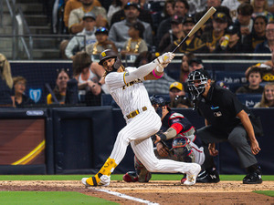 【MLB】OPSは大谷翔平超え、パドレス・タティスJr.が弾丸27号　守備でも“2段ジャンプ”の美技 画像