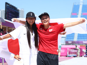 【東京五輪／スケートボード】19歳・四十住さくらが金、12歳・開心那が銀「初代で優勝できてうれしい」 画像
