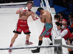 【ボクシング】井上尚弥、8回TKO勝利も思わぬ“苦戦”　強打を耐えた挑戦者に衝撃「こっちがメンタルをやられそうで…」 画像