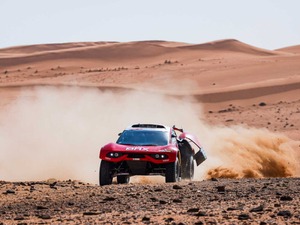 【ダカール・ラリー】ステージ7をBRXのセバスチャン・ローブが制し、総合2位に前進　首位はトヨタがキープ 画像
