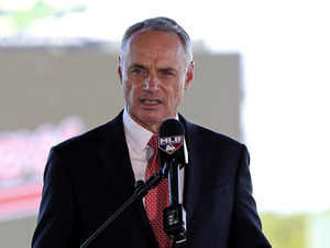 【MLB】「退任すべき」「理解できない」交渉決裂でも笑顔のコミッショナーに非難殺到 画像