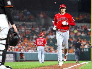 【MLB】大谷翔平、改修スタジアムの柵を越えた今季19号　米実況「そんなバカな……」 画像