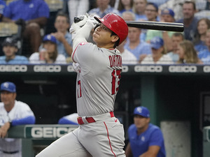 【MLB】大谷翔平、米メディア・アナリストも「2年連続MVP」と太鼓判　自打球で悶絶した翌日に21号決勝弾と三盗　 画像