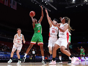 【W杯】五輪銀メダル女子代表、初戦快勝も「理想的なゲームではなかった」と恩塚亨HC 画像