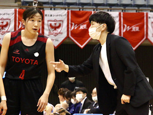 【Wリーグ】新米ヘッドコーチ、トヨタ自動車アンテロープス大神雄子が目指す高み　「ルーキーらしく挑戦する」 画像