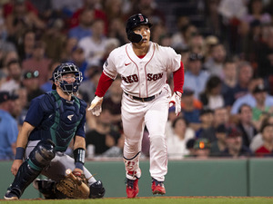 【MLB】吉田正尚、フェン直先制三塁打にフェン越え勝ち越し二塁打と3打点の大活躍でチームの連敗止めた 画像