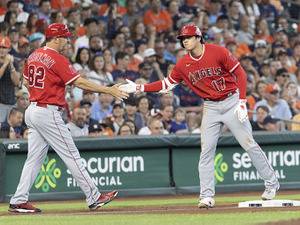 【MLB】大谷翔平、177キロ中前打に179キロ弾丸タイムリー三塁打で16度目マルチ　実況も「素晴らしいスイング」と絶賛 画像