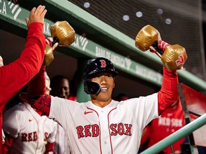 【MLB】“7月打率5割”の吉田正尚、タイムリー内野安打で5試合連続マルチ達成　打率.312でリーグトップに8厘差 画像