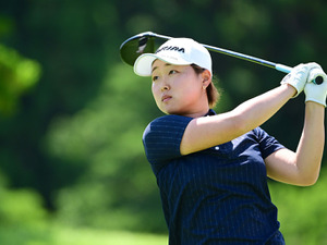 【女子ゴルフ】黄金世代の小滝水音が単独首位に浮上、1打差に吉田優利　大東建託・いい部屋ネットレディス2日目 画像