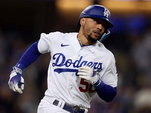 【MLB】“MVP候補”が完全に沈黙…ベッツ11打数ノーヒット、1イニング4被弾のドジャースが地区S敗退 画像