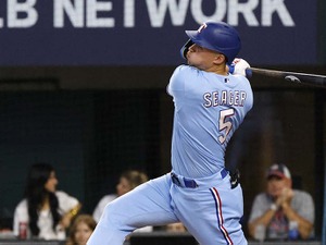 【MLB】シーガーが2試合連発、レンジャーズ敵地連勝で世界一へ王手　ア・リーグ最多安打セミエンが5打点 画像