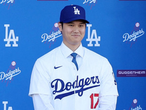 【MLB】大谷翔平、ド軍移籍1年目でMVPの可能性は？　オッズ公開、23年受賞のアクーニャJr.、同僚ベッツら強力ライバル 画像