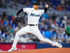 【MLB】移籍市場席巻のドジャース、最後のピースは先発左腕か　専門メディアが問題指摘「山本由伸らローテ全員が……」 画像