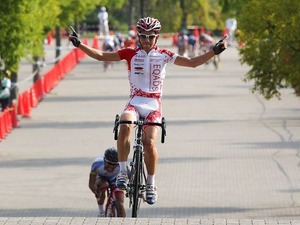エカーズ面手利輝がいわきクリテE1クラスにて優勝 画像