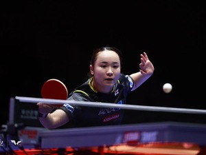 伊藤美誠がフルゲームの激闘制しメダル獲得へ好発進　ルーマニアの“妖精”に勝利、早田ひな、平野美宇につなぐ【世界卓球】 画像