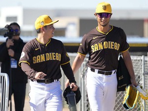 【MLB】パドレス松井裕樹、3者連続三振の鮮烈デビュー　決め球スライダーをスプリットと間違える人が続出　ド軍選手も「エグかった」 画像