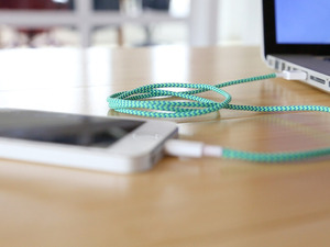 進化した充電コードはおしゃれで、強くて、リバーシブル！「BelayCords」 画像